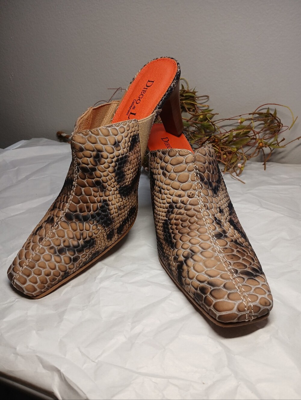 Diego Di Lucca Tan Snakeskin-Print Leather Mule Heels Womens 9.5M NWOT Slip-ons